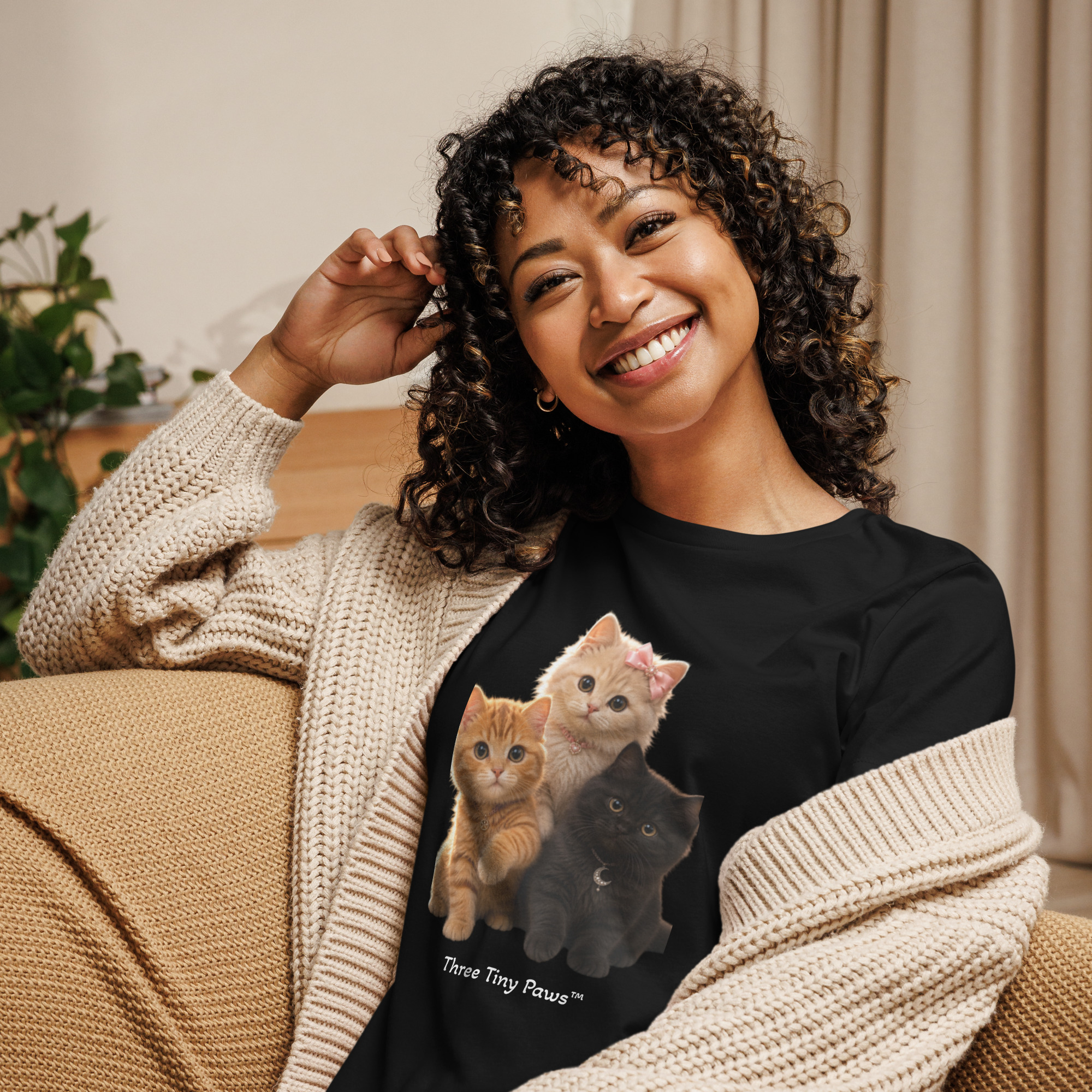 Relaxed Women's Tee - Image 2
