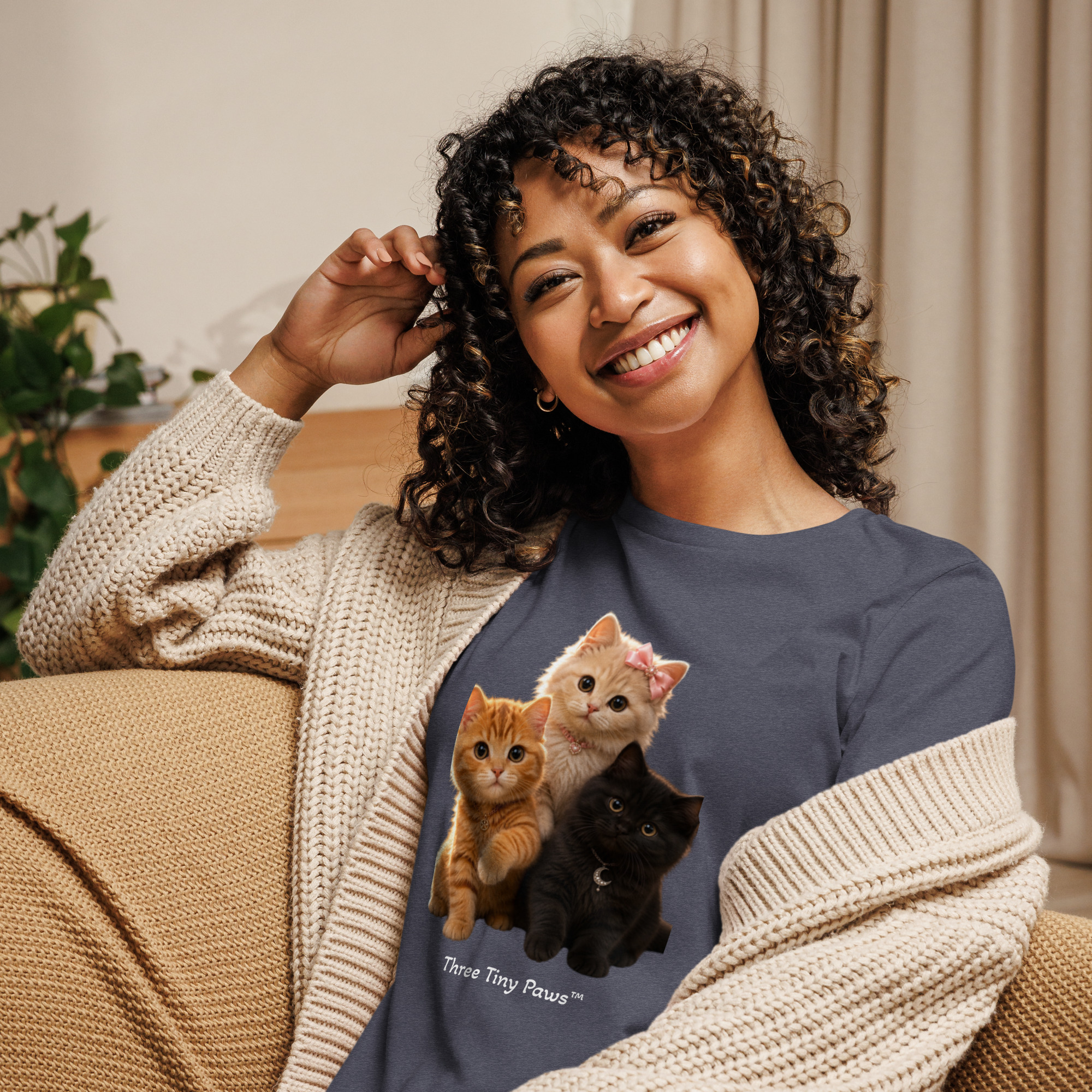 Relaxed Women's Tee - Image 6